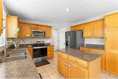 2346 Charleston Way, Beavercreek, OH 45431 - Photo 7