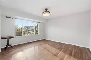 7521 Glenhurst Dr, Vandalia, OH 45414 - Photo 11