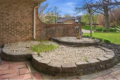 7521 Glenhurst Drive, Vandalia, OH 45414 - Photo 7