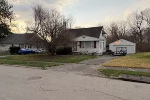 1098 Rydale Rd, Dayton, OH 45405 - Photo 1