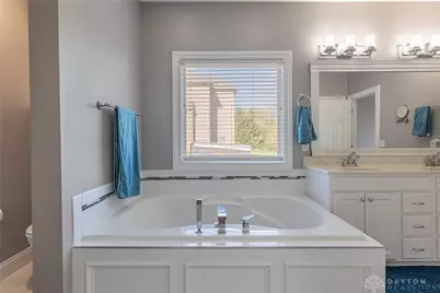 2824 Ash Ridge Drive, Beavercreek, OH 45434 - Photo 27