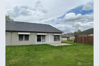 102 Burgundy Drive, Englewood, OH 45322 - Photo 23