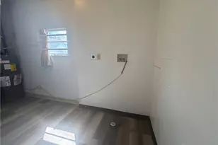 111 W High St, Eaton, OH 45320 - Photo 9