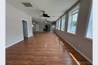 523 Newport, Xenia, OH 45385 - Photo 9