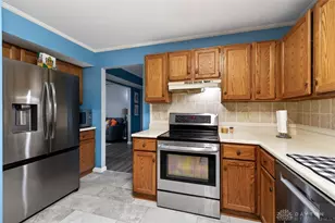 6613 Loblolly Dr, Huber Heights, OH 45424 - Photo 13