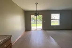 408 Deerwood Dr, Piqua, OH 45356 - Photo 5