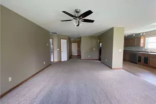 408 Deerwood Dr, Piqua, OH 45356 - Photo 3