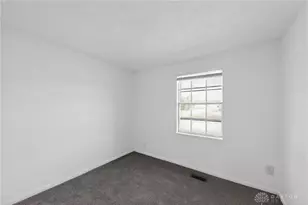 1046 Primrose Dr, West Carrollton, OH 45449 - Photo 11
