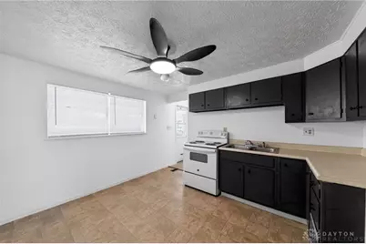 1046 Primrose Drive, West Carrollton, OH 45449 - Photo 11