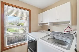 4248 Powell Rd, Huber Heights, OH 45424 - Photo 27