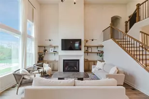 728 Harvest Ln, Washington Twp, OH 45458 - Photo 7