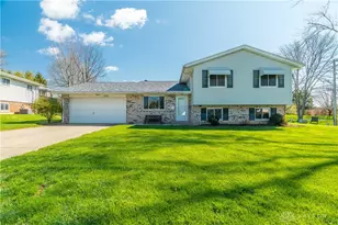 3125 Mountville Dr, Kettering, OH 45440 - Photo 1