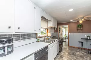 1411 Plum St, Piqua, OH 45356 - Photo 7