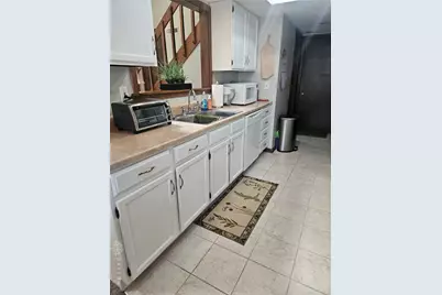 1060 Foxshire Place, Dayton, OH 45458 - Photo 17