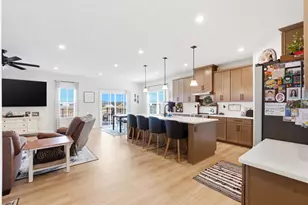 2016 Creswell Dr, Beavercreek, OH 45434 - Photo 9