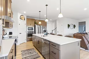 2016 Creswell Dr, Beavercreek, OH 45434 - Photo 13