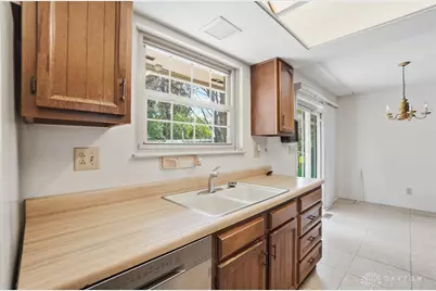 9964 Hummingbird Way, Dayton, OH 45458 - Photo 17