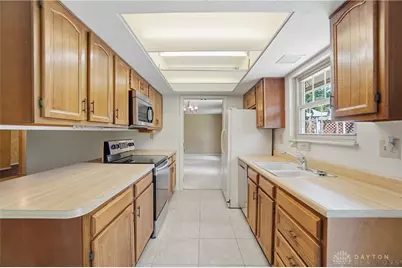 9964 Hummingbird Way, Dayton, OH 45458 - Photo 19