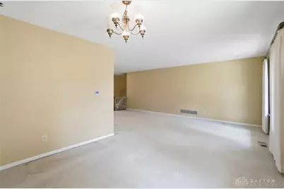 9964 Hummingbird Way, Dayton, OH 45458 - Photo 13