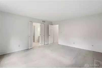 9964 Hummingbird Way, Dayton, OH 45458 - Photo 31