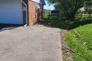 1262 Surface Rd, Eaton, OH 45320 - Photo 5