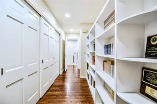 1500 Devereux Dr, Oakwood, OH 45419 - Photo 7