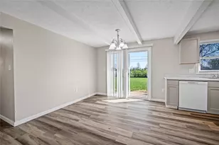 43 Greencliff Dr, Englewood, OH 45322 - Photo 9