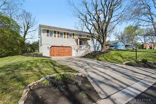 121 Woodfield Pl, Centerville, OH 45459 - Photo 3