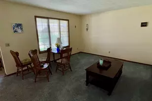 1013 Abington Pl, Springfield, OH 45503 - Photo 7