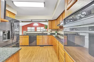 309 Bowman Dr, Fairborn, OH 45324 - Photo 11