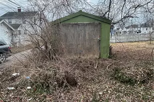 1713 Oakridge Dr, Dayton, OH 45417 - Photo 3