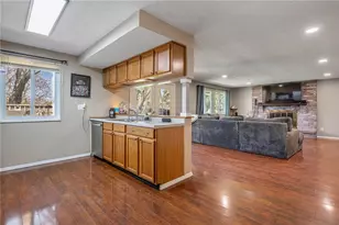 4933 Arrowview Dr, Huber Heights, OH 45424 - Photo 7