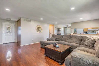 4933 Arrowview Drive, Huber Heights, OH 45424 - Photo 3