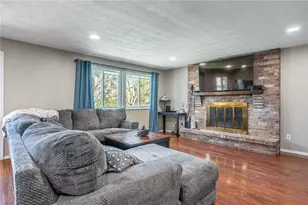 4933 Arrowview Dr, Huber Heights, OH 45424 - Photo 5