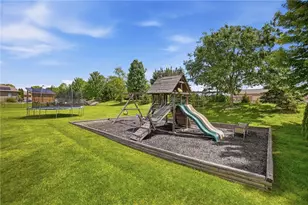 7596 Woodbridge Ct, Clearcreek Twp, OH 45066 - Photo 5