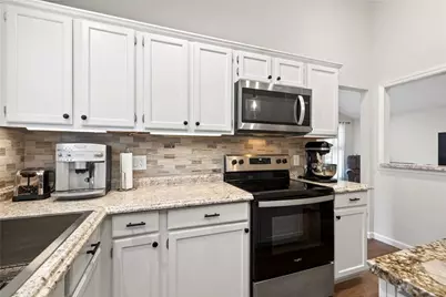 8785 Cobblecreek Drive, Washington Twp, OH 45458 - Photo 17