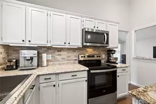 8785 Cobblecreek Dr, Washington Twp, OH 45458 - Photo 17