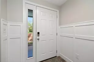 8785 Cobblecreek Dr, Washington Twp, OH 45458 - Photo 7