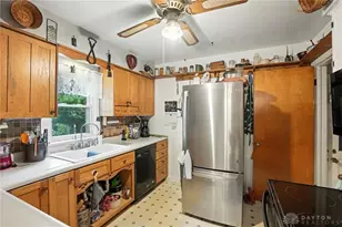 2064 Fairfield Pike, Springfield, OH 45502 - Photo 11