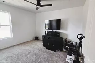 1702 Chevington Chase, Tipp City, OH 45371 - Photo 35