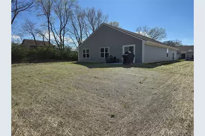 1702 Chevington Chase, Tipp City, OH 45371 - Photo 43