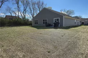 1702 Chevington Chase, Tipp City, OH 45371 - Photo 43