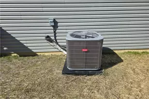 1702 Chevington Chase, Tipp City, OH 45371 - Photo 45