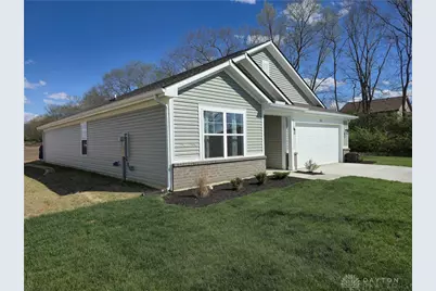 1702 Chevington Chase, Tipp City, OH 45371 - Photo 39
