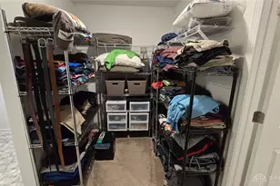 1702 Chevington Chase, Tipp City, OH 45371 - Photo 31