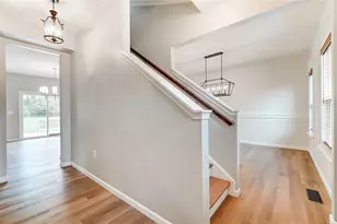 537 Recess Dr, Riverside, OH 45404 - Photo 5
