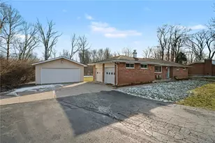 3436 S Dakar Dr, Beavercreek, OH 45431 - Photo 3