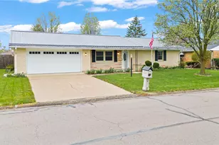 1344 Oaktree Dr, Greenville, OH 45331 - Photo 3