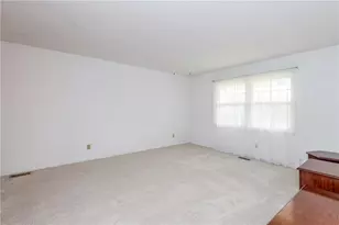 1382 Rawlings Dr, Fairborn, OH 45324 - Photo 7