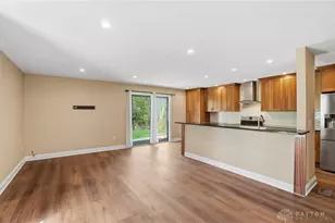 1823 Sheltering Tree Dr, West Carrollton, OH 45449 - Photo 7